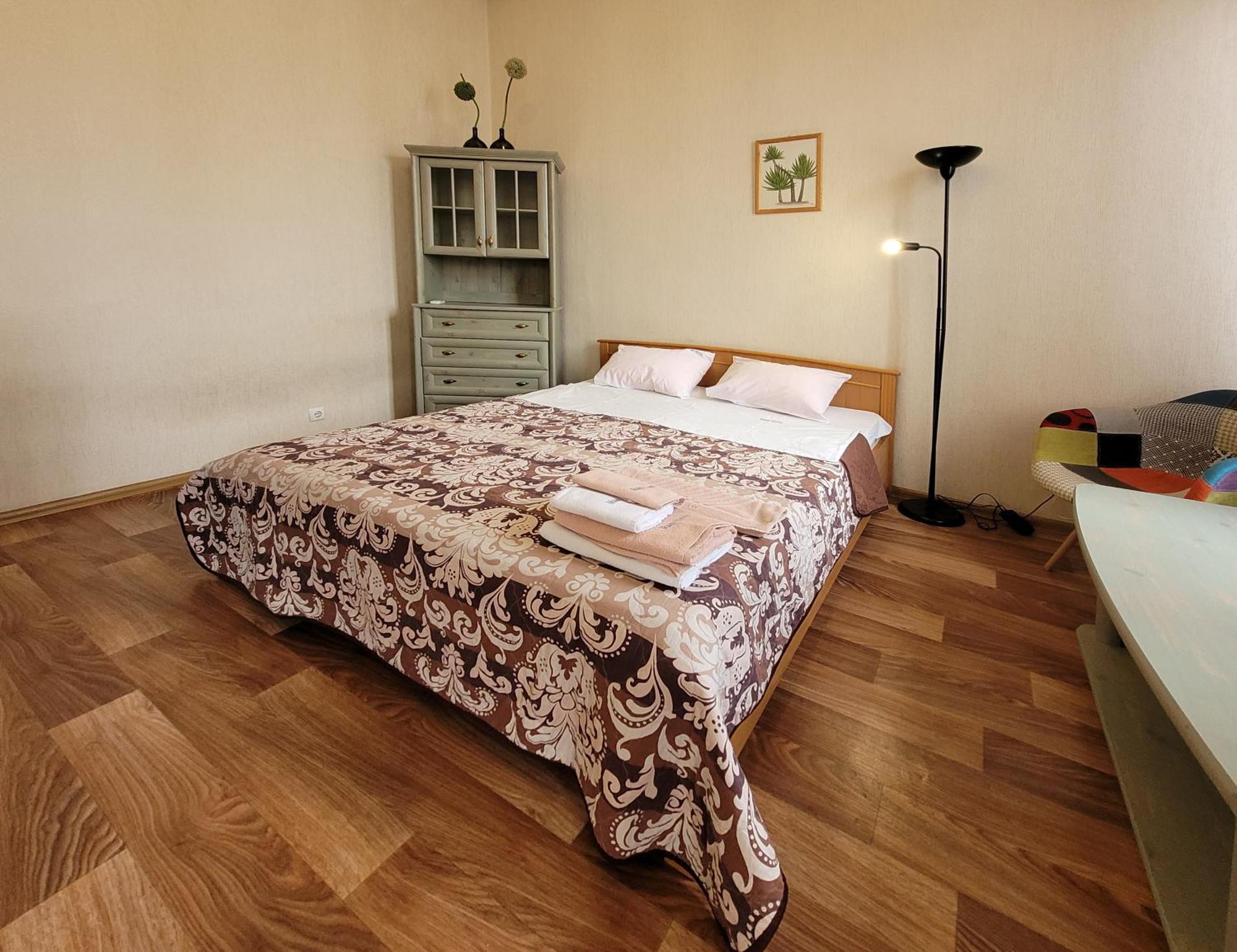 Home Hotel Apartments On Kontraktova Ploshcha Kyiv Room photo