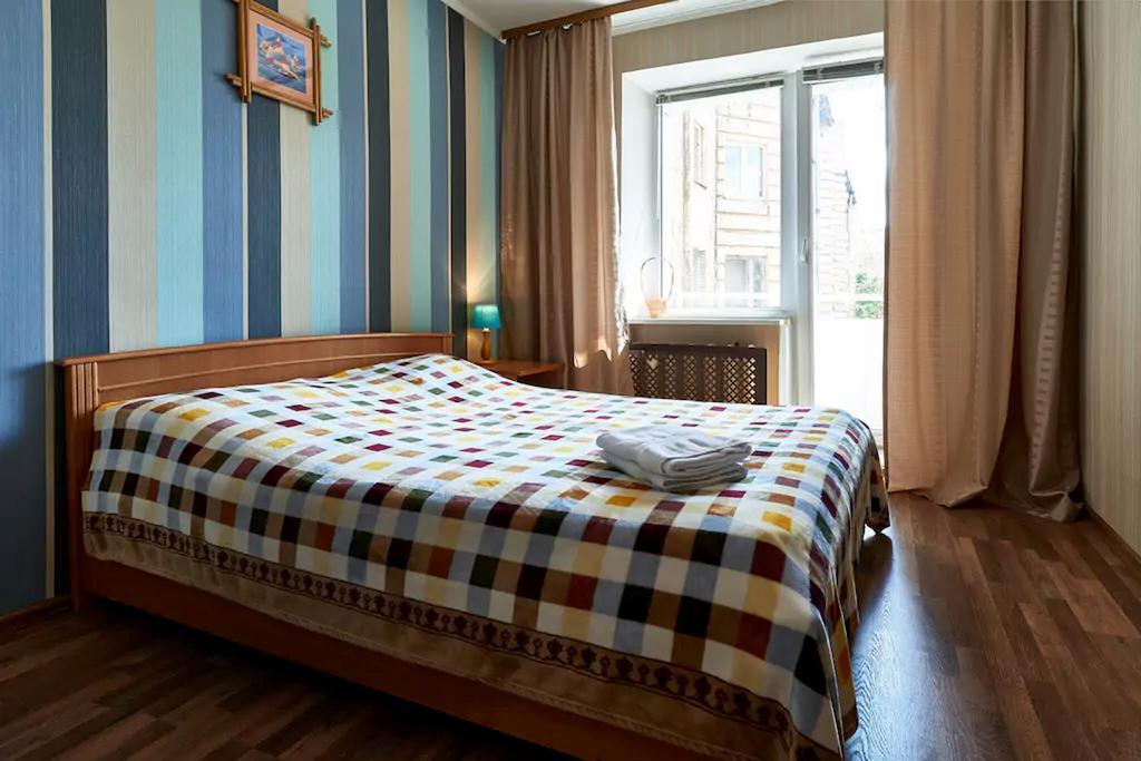 Home Hotel Apartments On Kontraktova Ploshcha Kyiv Exterior photo